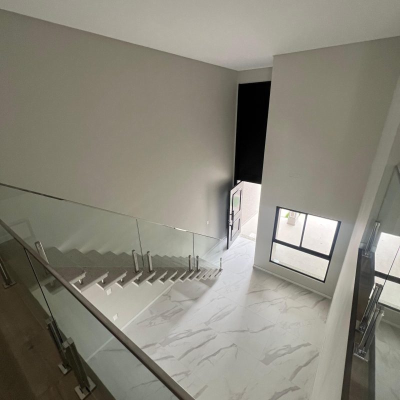 21e498e4-9a75-45dd-8cdd-3c028c912586