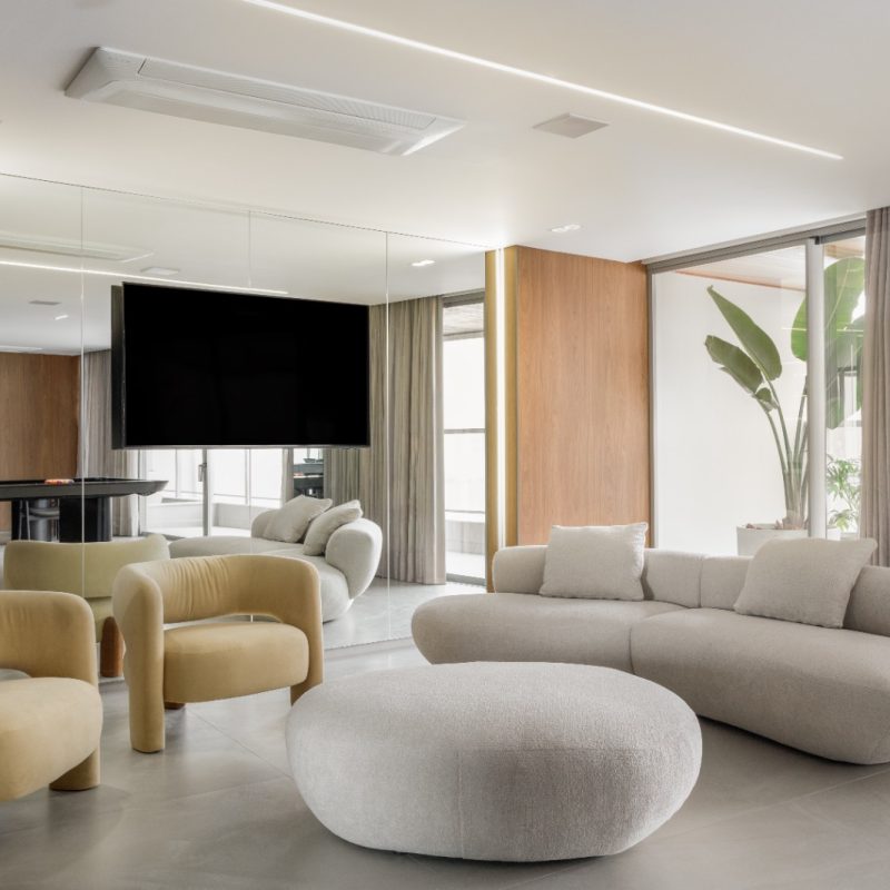 c6188aee-f72e-45fa-9661-7a055b4793f8-2