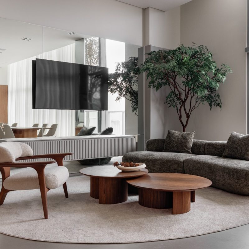 dcfade4a-694b-49fa-807c-91fca1e9e2e2-1